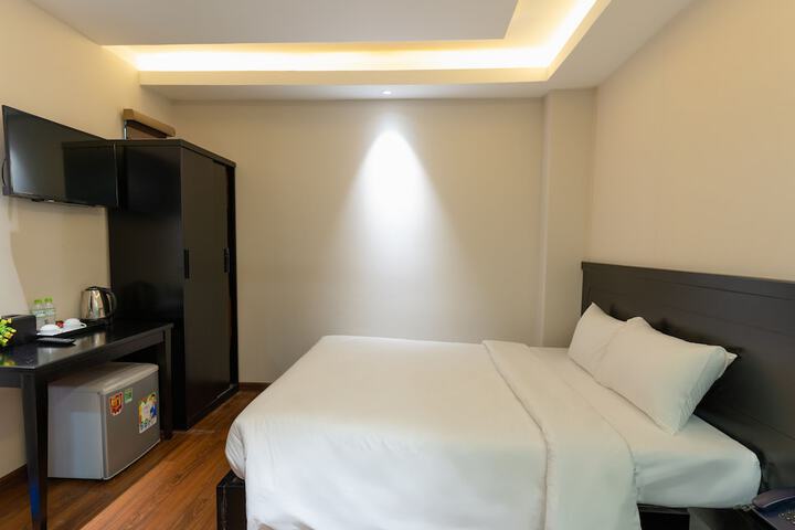 Room 13 of 41