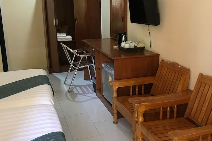Room 28 of 78