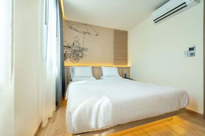 Room 25 of 90