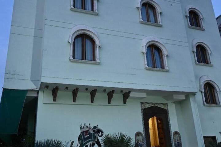 Hotel 31 of 32