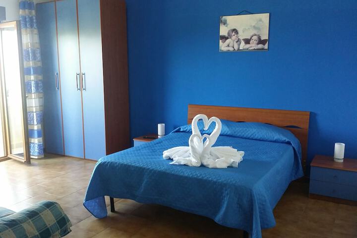 Room 20 of 24