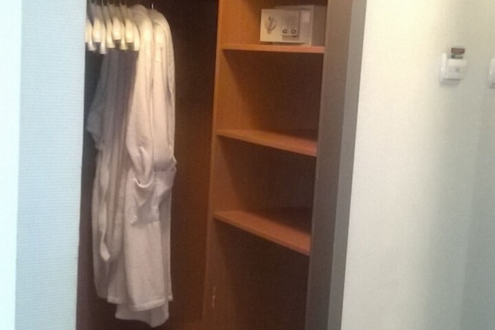 Room 20 of 51
