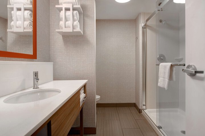 Bathroom shower