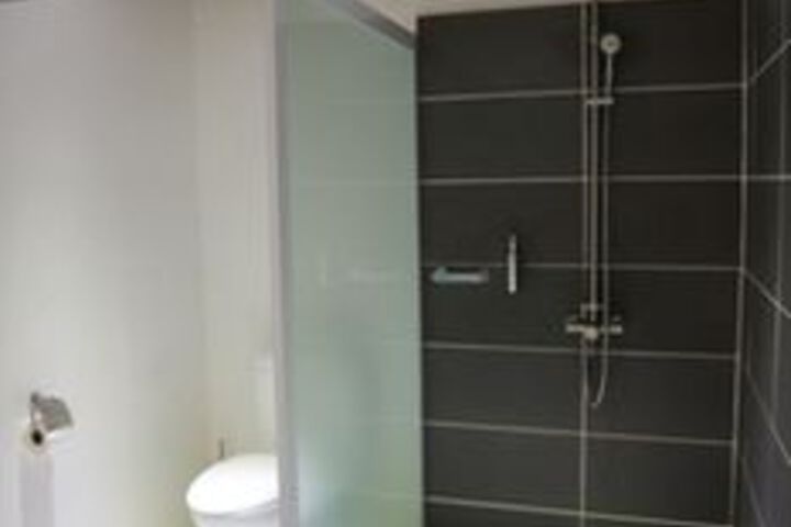 Room 3 of 42