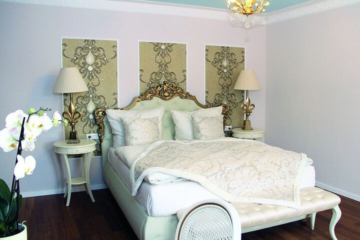 Room 5 of 63