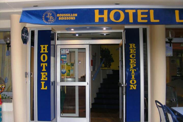 Hotel 43 of 44