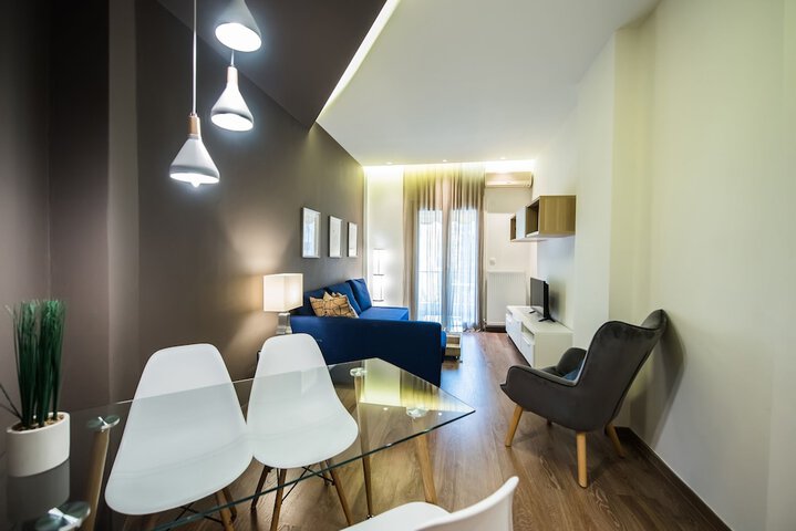 Room 16 of 27