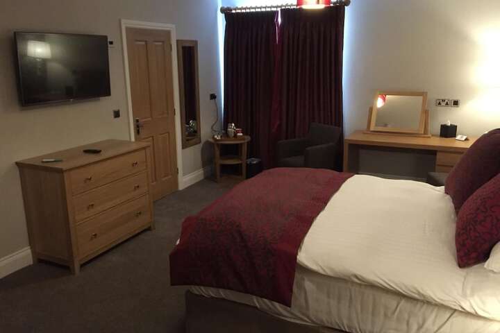 Room 12 of 34