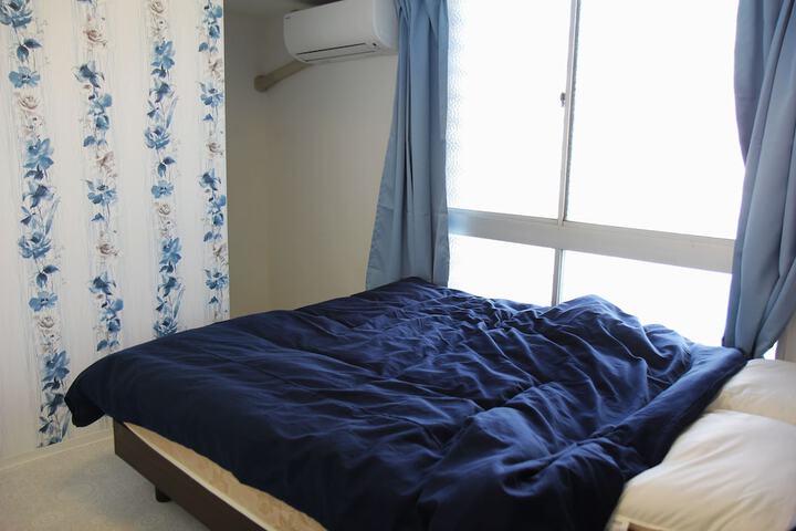 Room 12 of 68