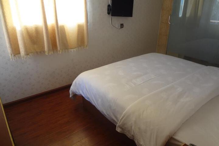Wealthinns U Chit Mg Hotel