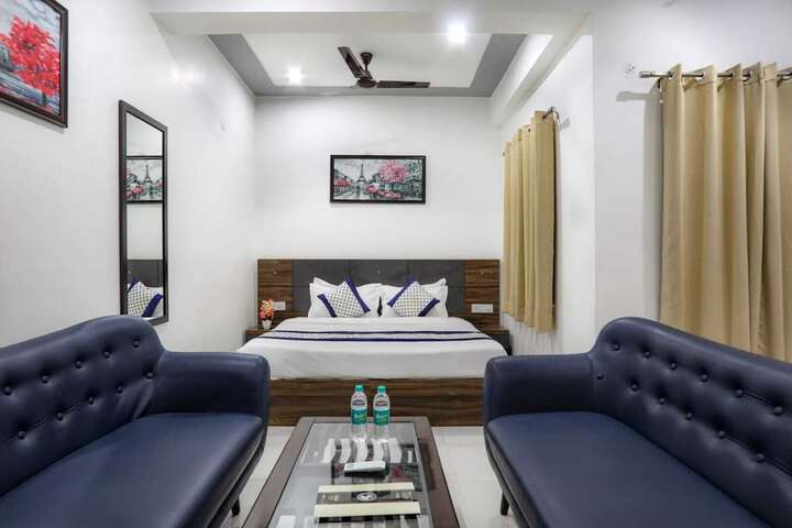 Room 5 of 19