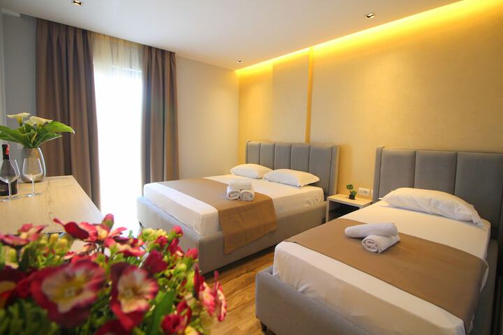 Room 18 of 52
