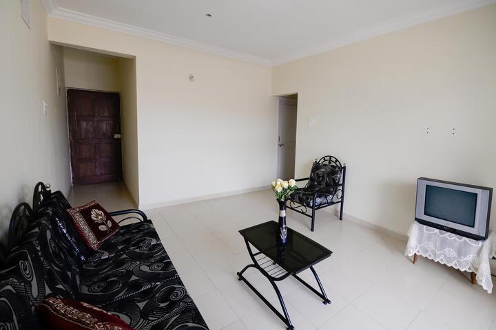 Room 5 of 6