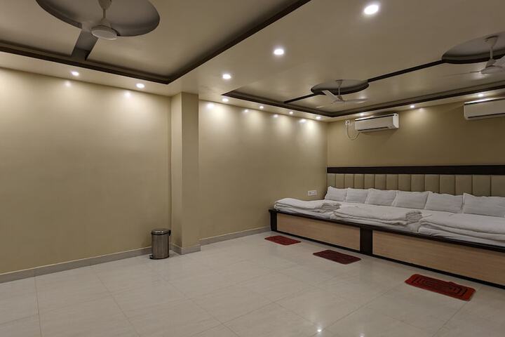 Room 87 of 150