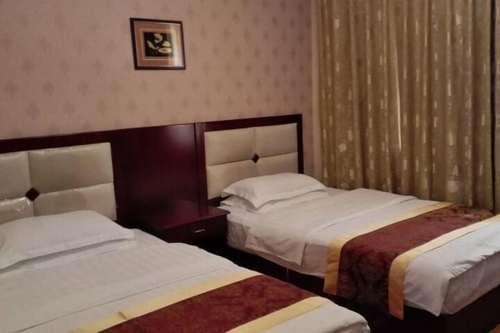 Room 14 of 23