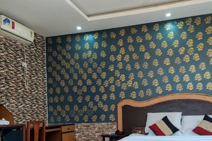 Room 25 of 67