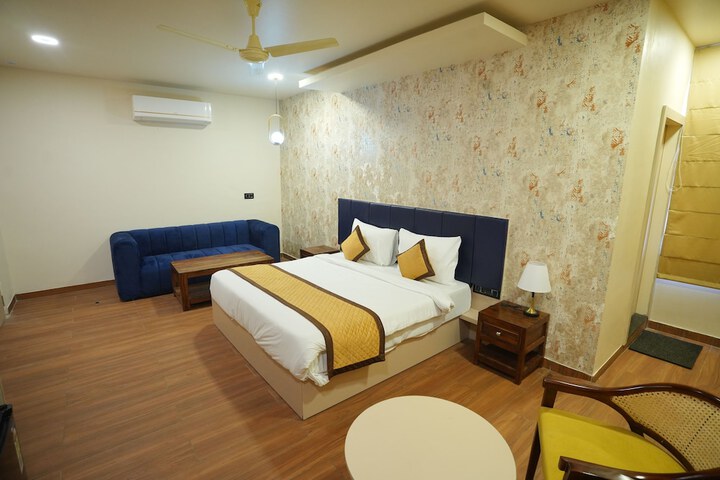 Room 5 of 21
