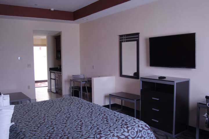 Room 5 of 51