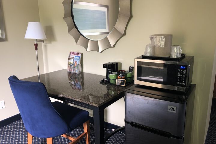 2 Double Beds (6 of 15)