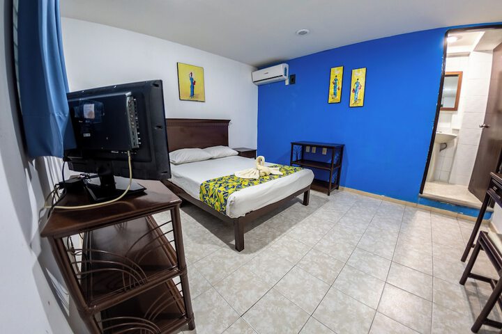 Room 14 of 37