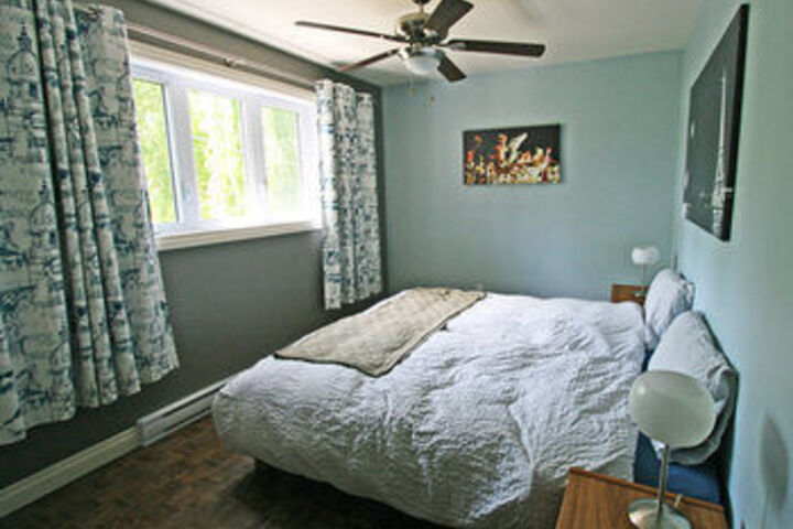 Room 10 of 19