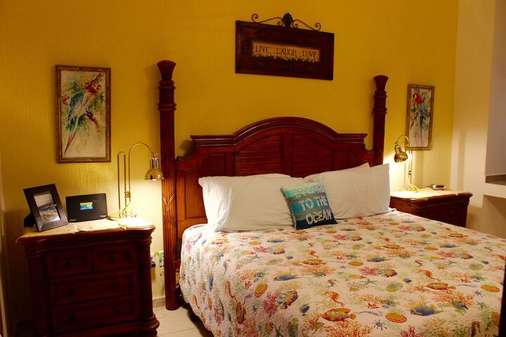 Room 11 of 599