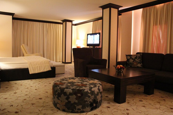 Room 21 of 85