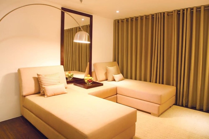 Room 25 of 67