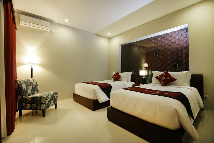 Room 5 of 30