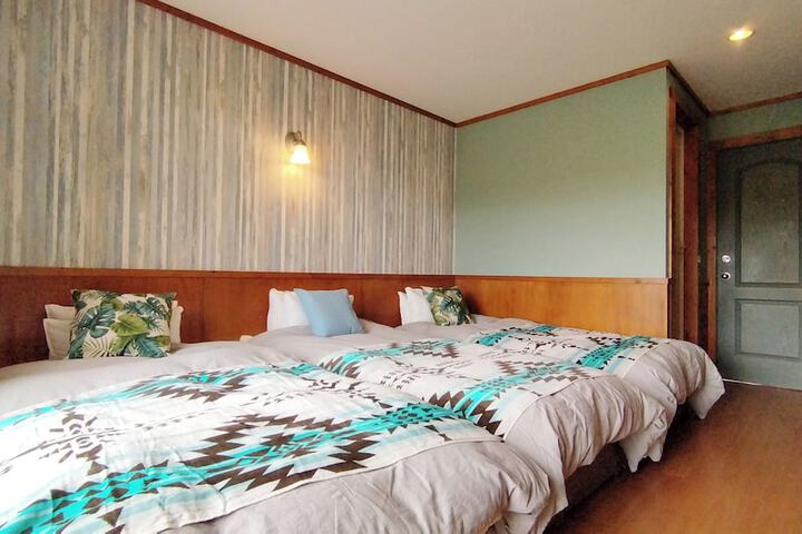 Room 15 of 61