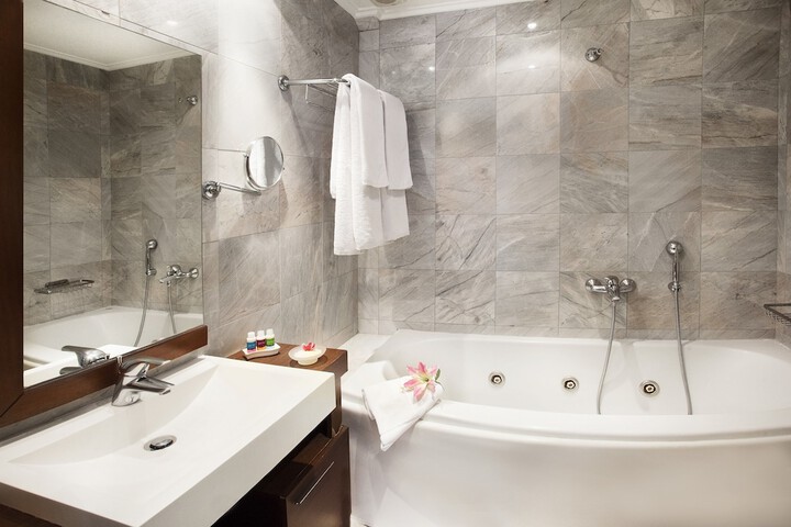 Bath Photo