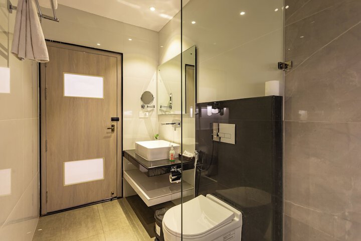 Room 35 of 108