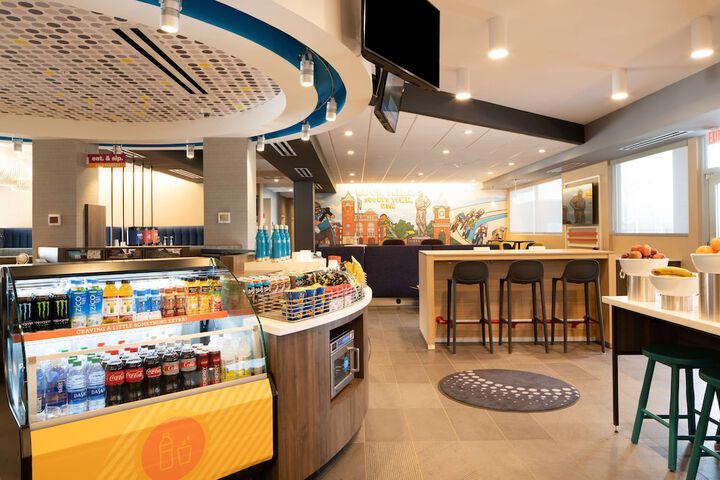 Snack bar