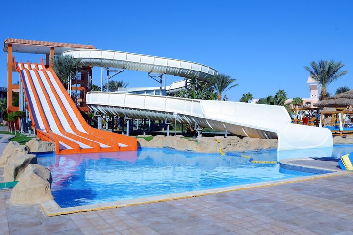 Pool 78 of 220