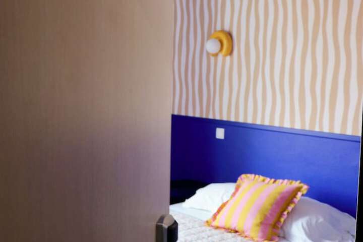 Room 20 of 48