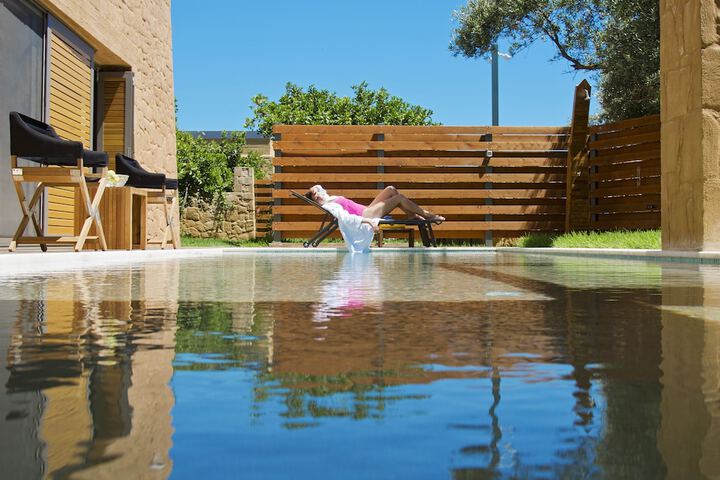 Hotel with Pool