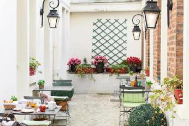 Terrace/Patio 9 of 23