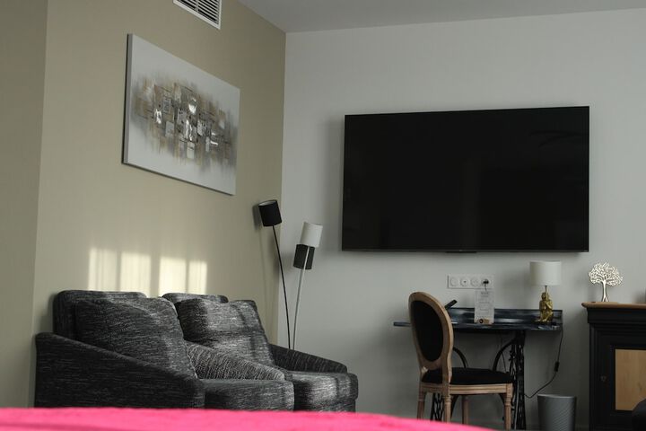 Room 70 of 137