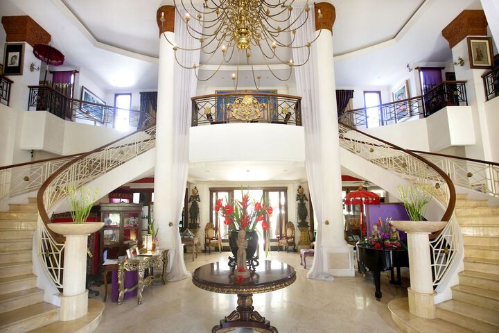 Lobby Photos
