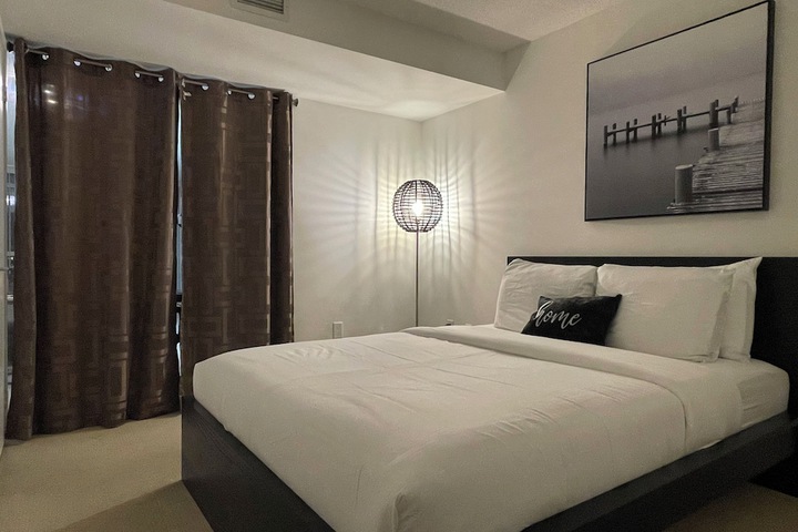 Room 2 of 45
