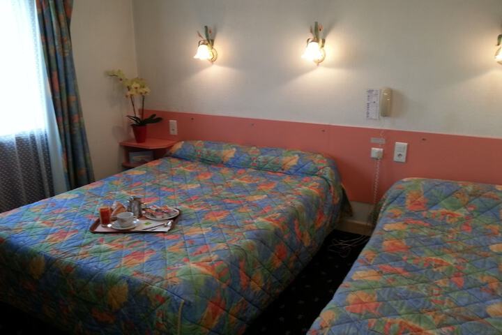 Room 14 of 45