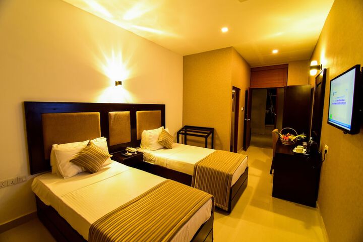 Room 17 of 47