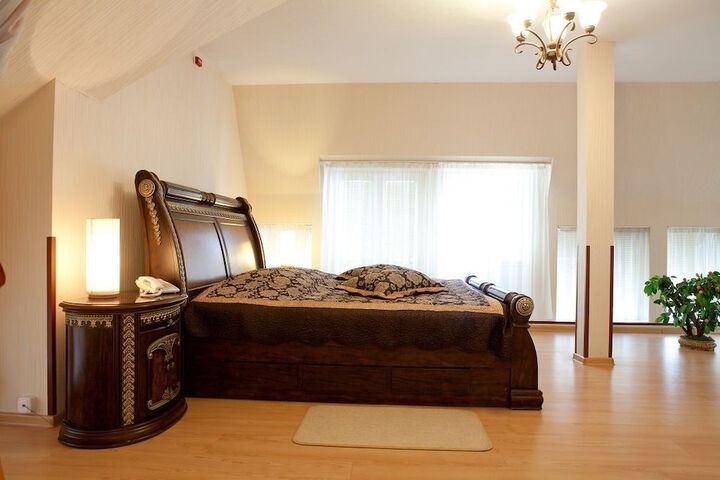 Room 10 of 59