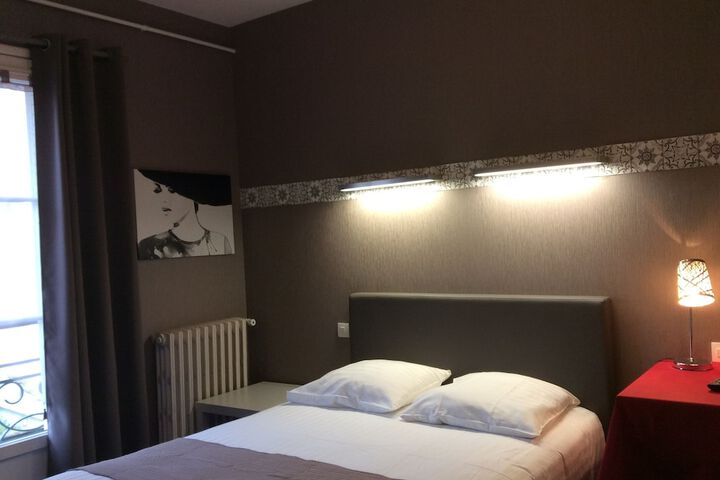 Room 8 of 42