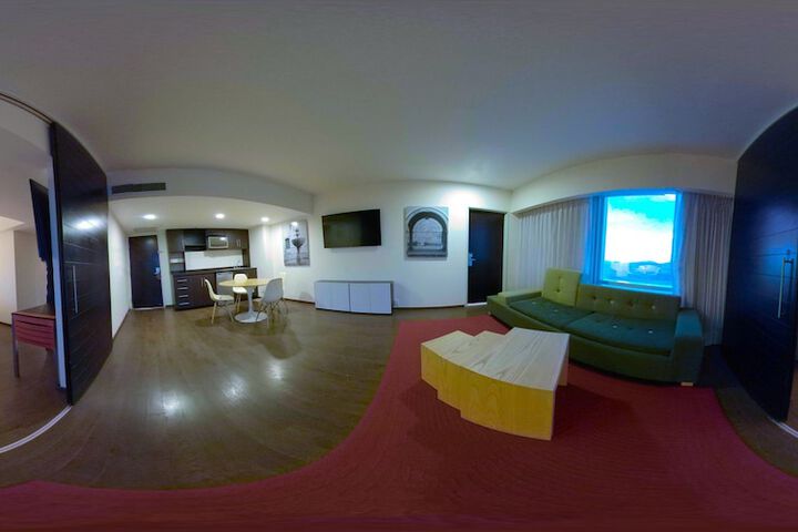 Room 16 of 68