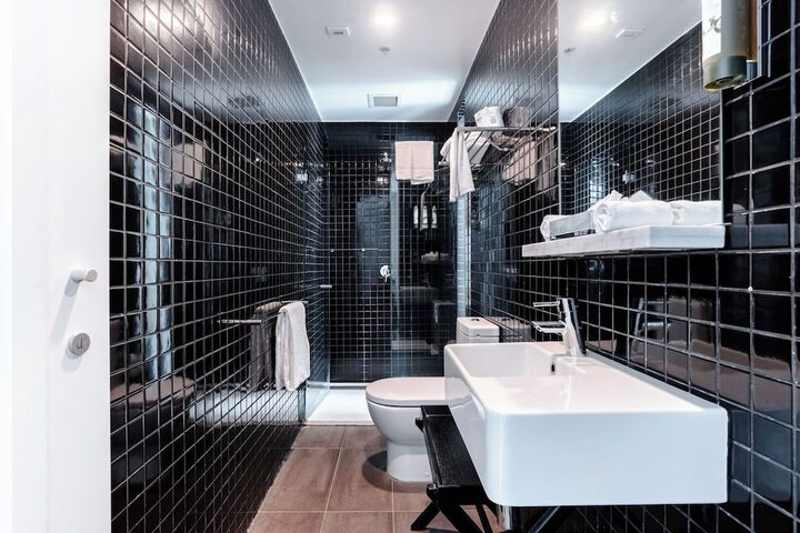 Bathroom Interior Photo