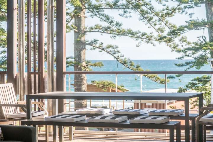 Terrace/Patio 7 of 17