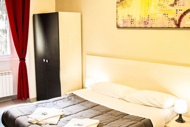 Room 3 of 41