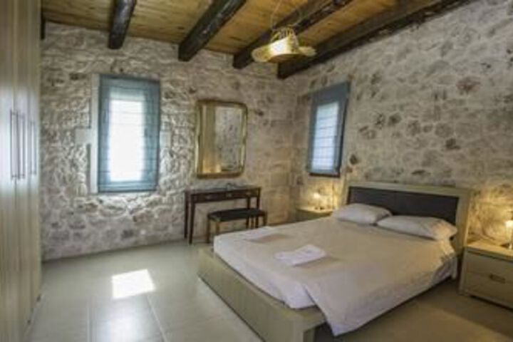 Room 10 of 57