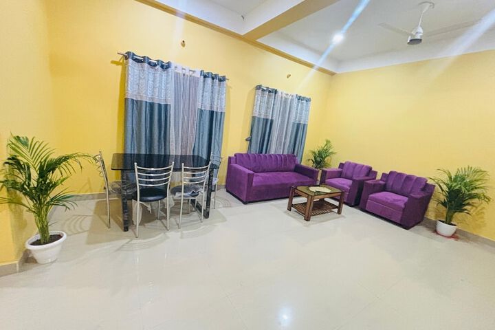 Room 14 of 16